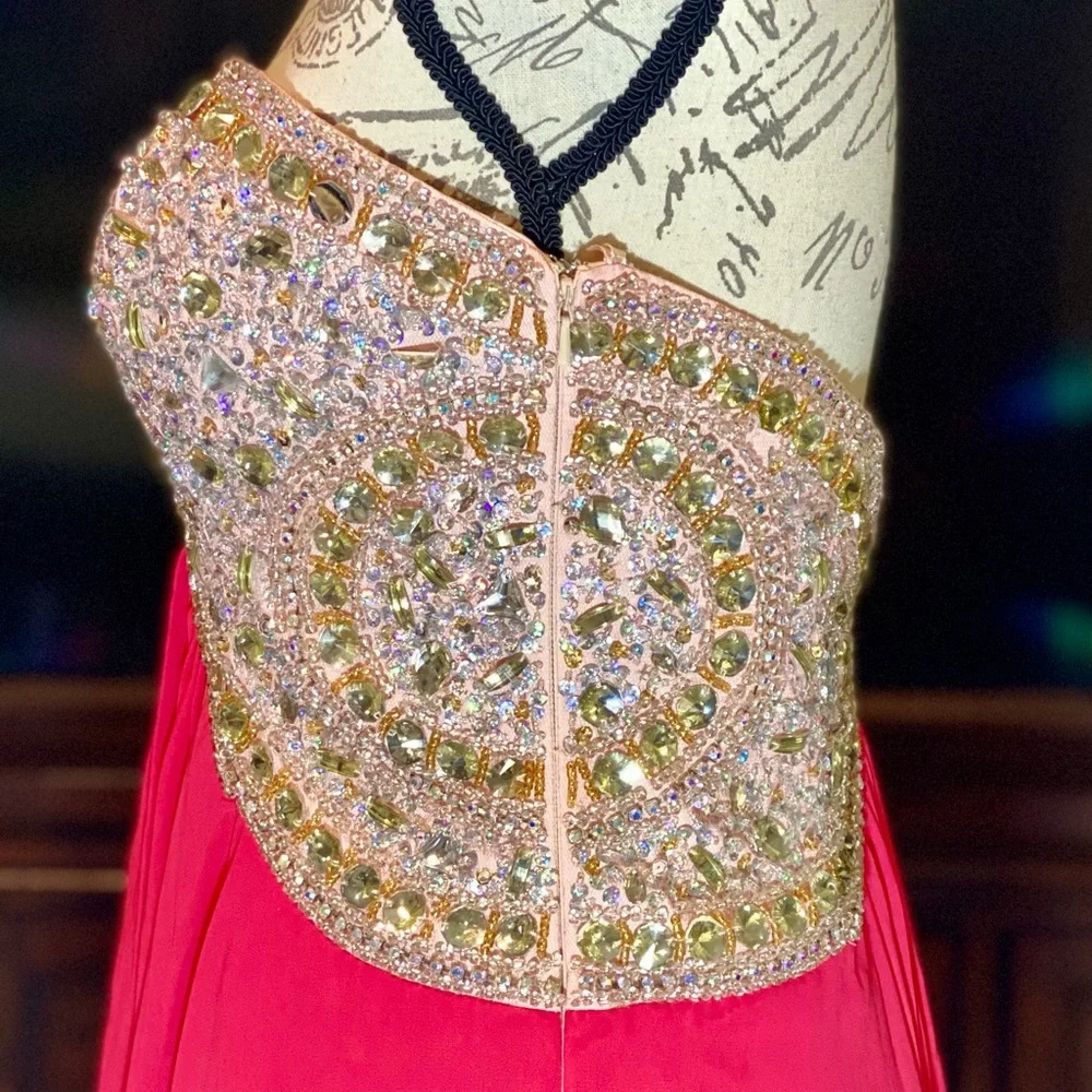 NWOT by Terani Couture Coral Gold Rhinestones Prom Formal Dress Size 8 - Picture 5 of 7